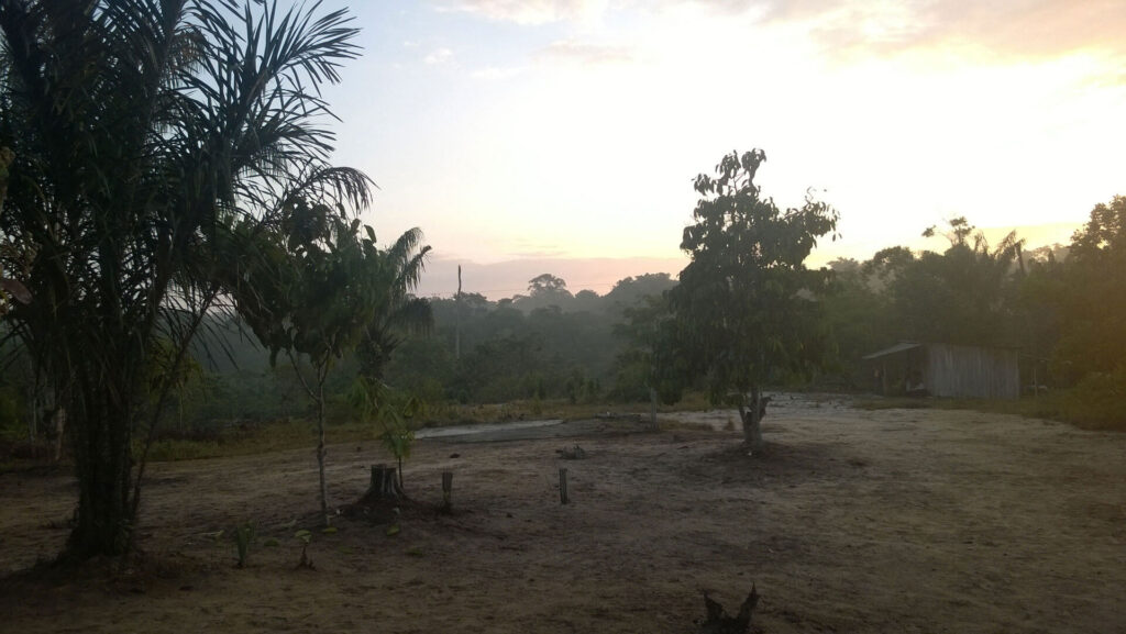 Sonnenaufgang in der Comunidade Iguarape Branquinho